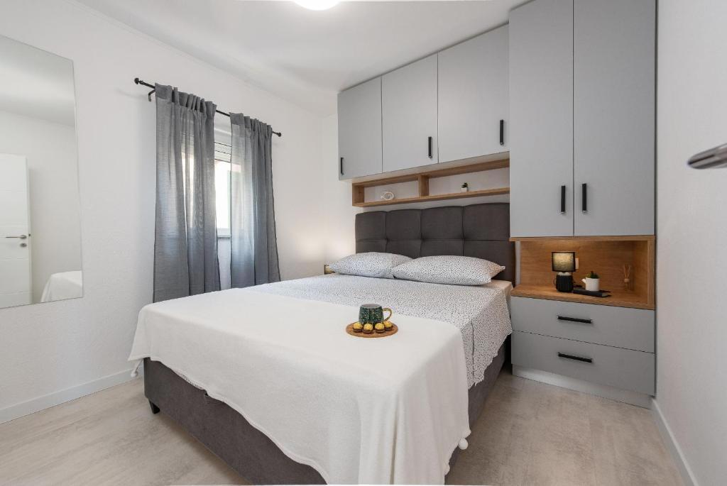 Haus Zu verkaufen - ZADARSKA SUKOŠAN
