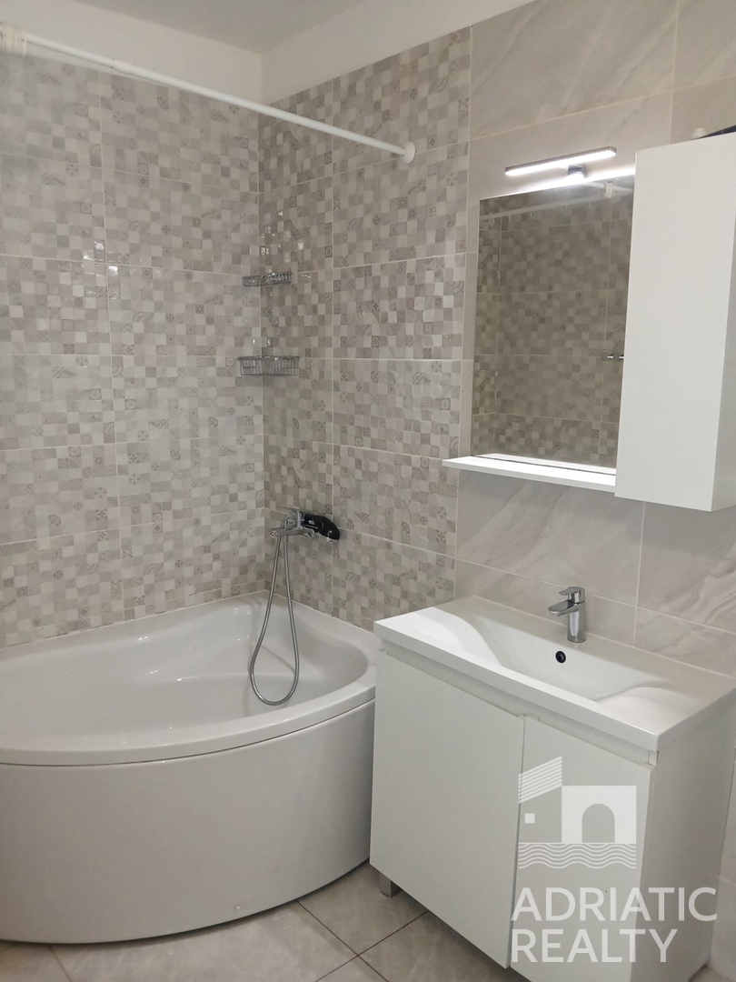 Apartment Zu verkaufen - ŠIBENSKO-KNINSKA ŠIBENIK