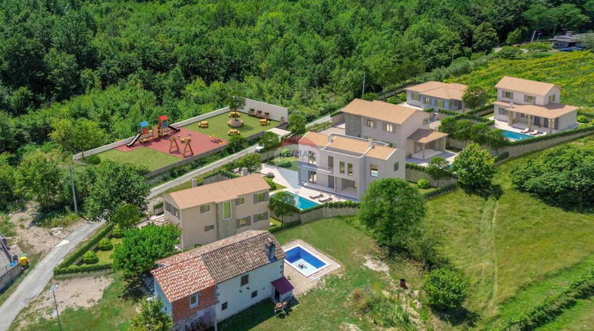 Dom Na sprzedaż - ISTARSKA PIĆAN