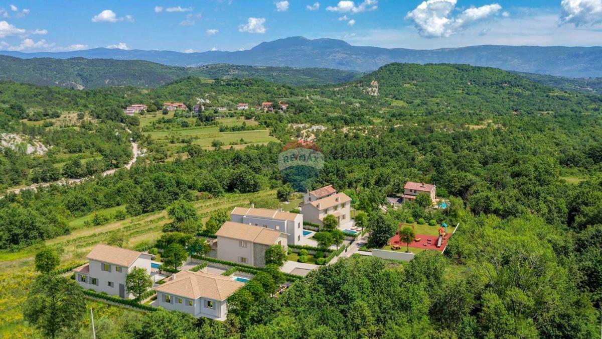Dom Na sprzedaż - ISTARSKA PIĆAN