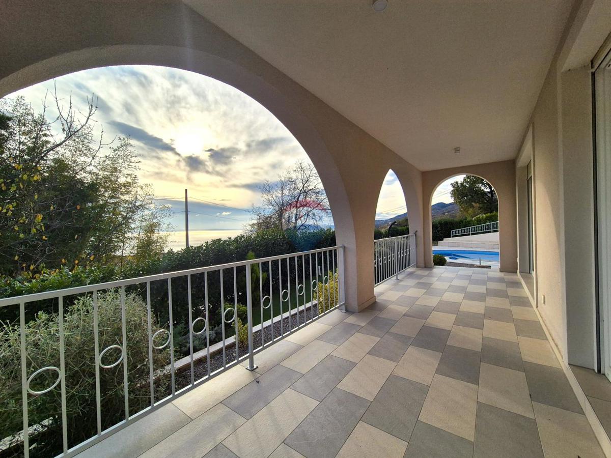 Kuća Na prodaju - PRIMORSKO-GORANSKA OPATIJA