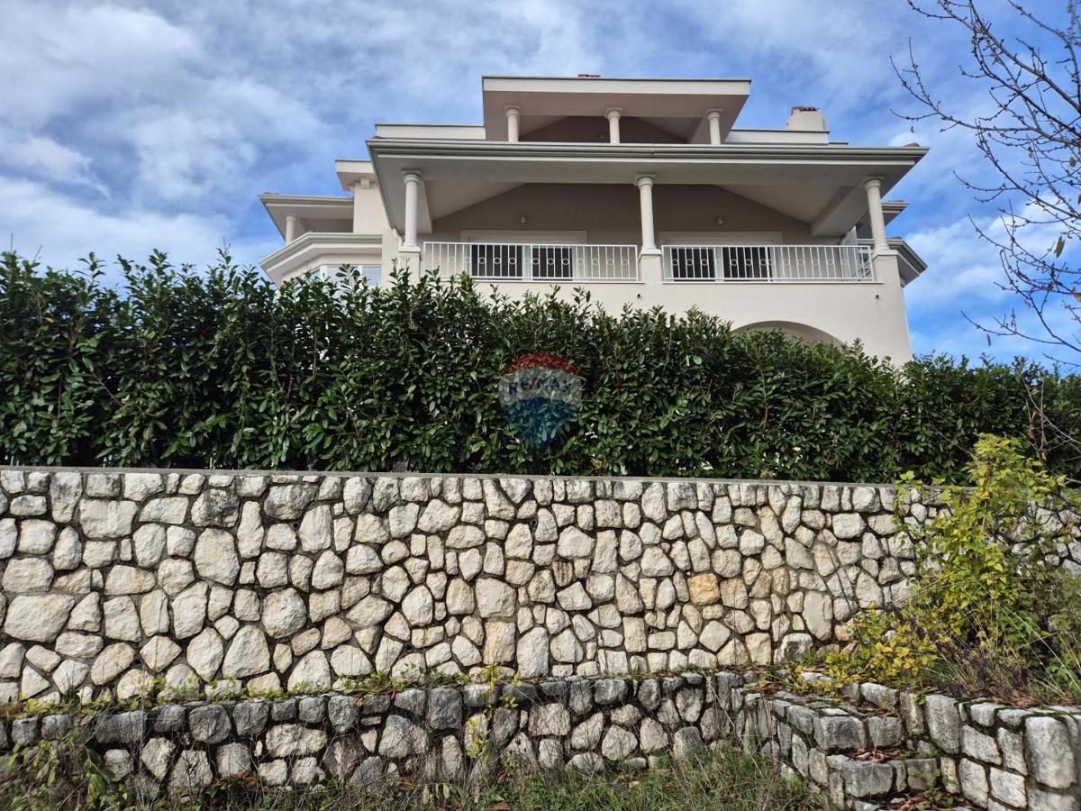 Kuća Na prodaju - PRIMORSKO-GORANSKA OPATIJA