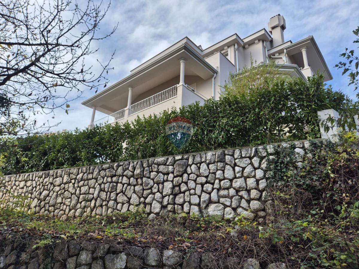 Kuća Na prodaju - PRIMORSKO-GORANSKA OPATIJA