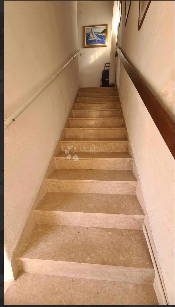 House For sale - SPLITSKO-DALMATINSKA BRAČ