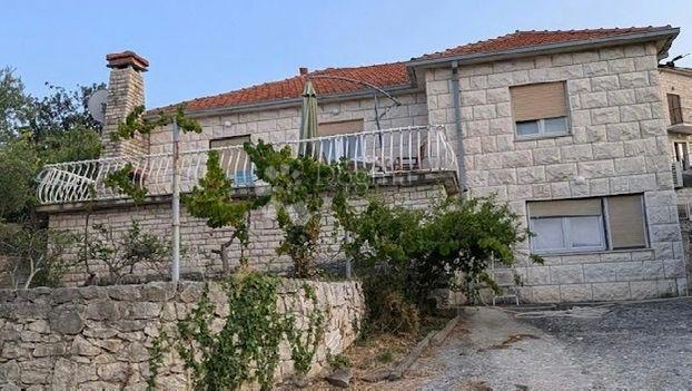 House For sale - SPLITSKO-DALMATINSKA BRAČ