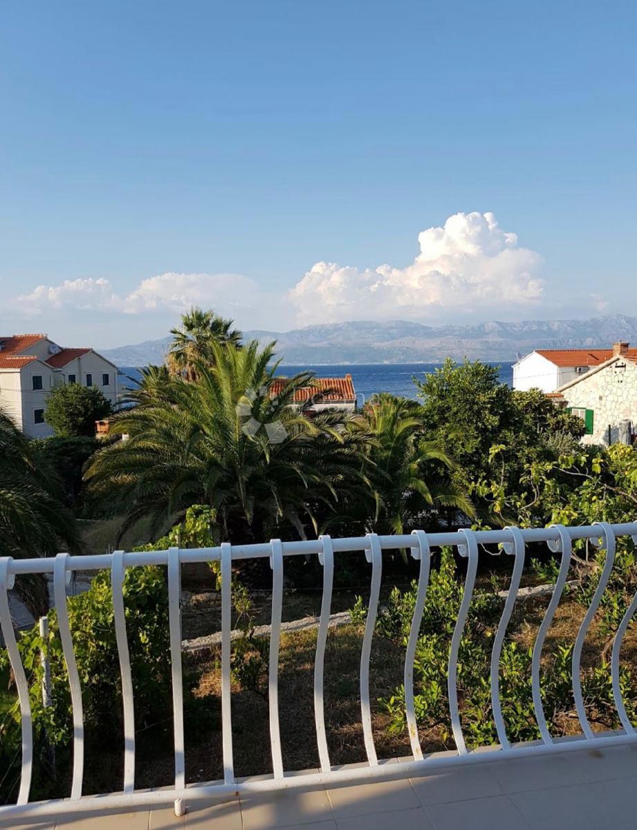 House For sale - SPLITSKO-DALMATINSKA BRAČ