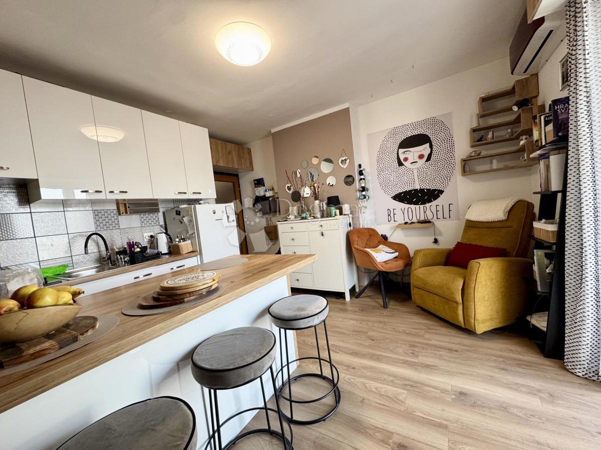 Apartma Na predaj - PRIMORSKO-GORANSKA RIJEKA