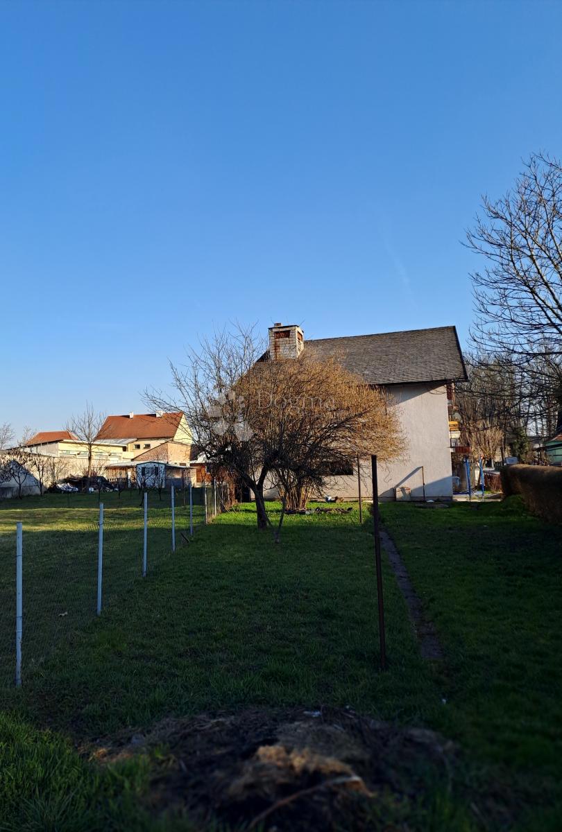 Dom Na sprzedaż - SISAČKO-MOSLAVAČKA GLINA