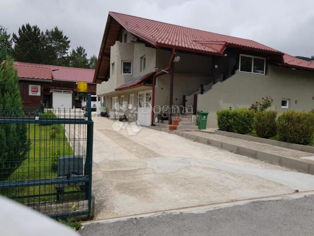 Haus Zu verkaufen PLITVIČKA JEZERA