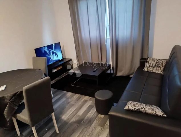 Apartmán na prodej 29 m² – Trogir