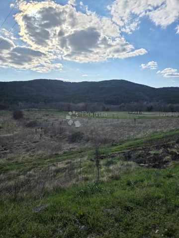 Parcela na predaj 529 m² – Kršan