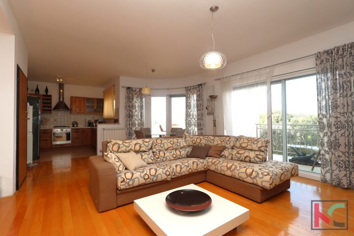 Stan na prodaju 105 m² – Pula