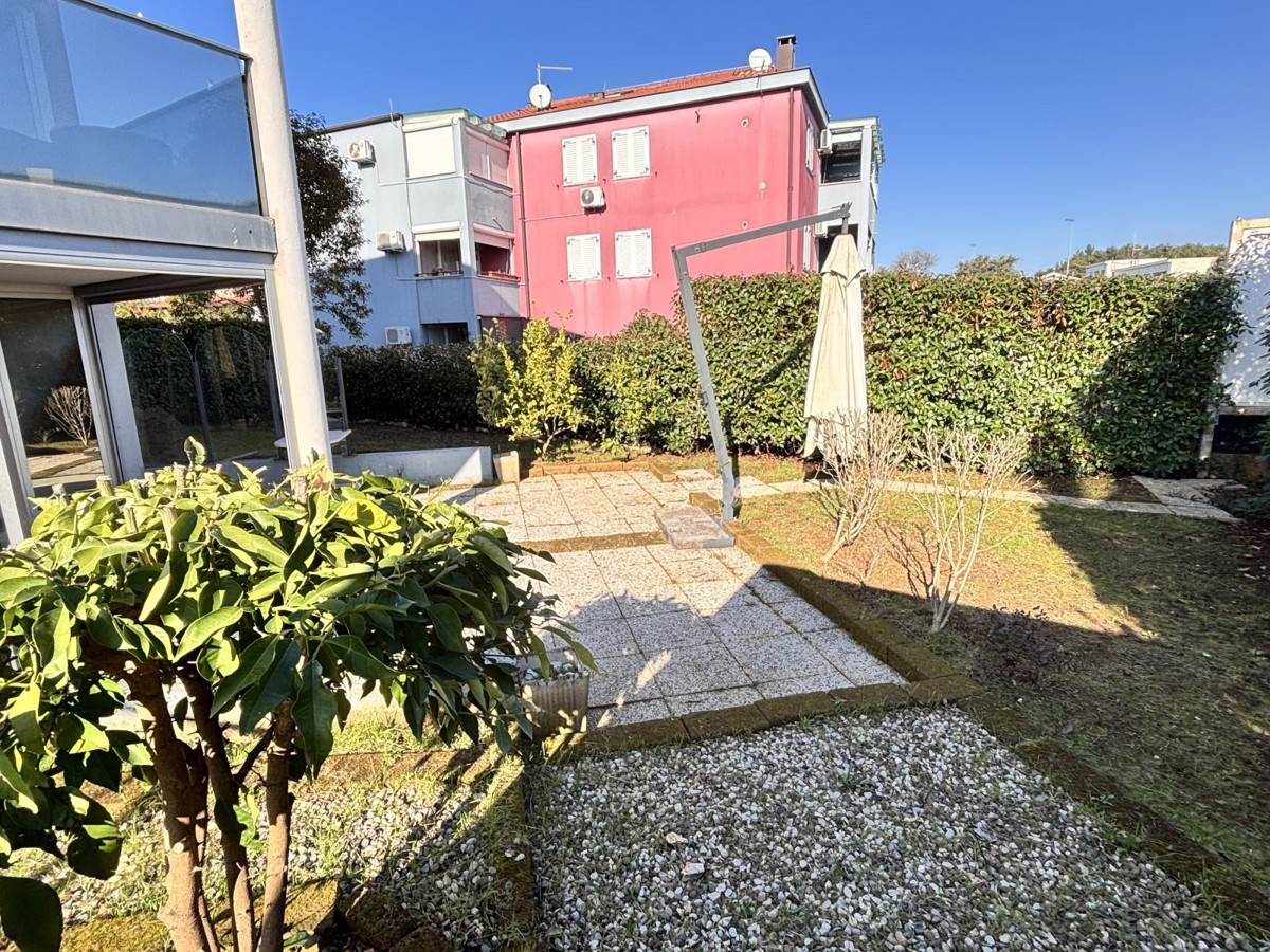 Flat For sale - ISTARSKA NOVIGRAD