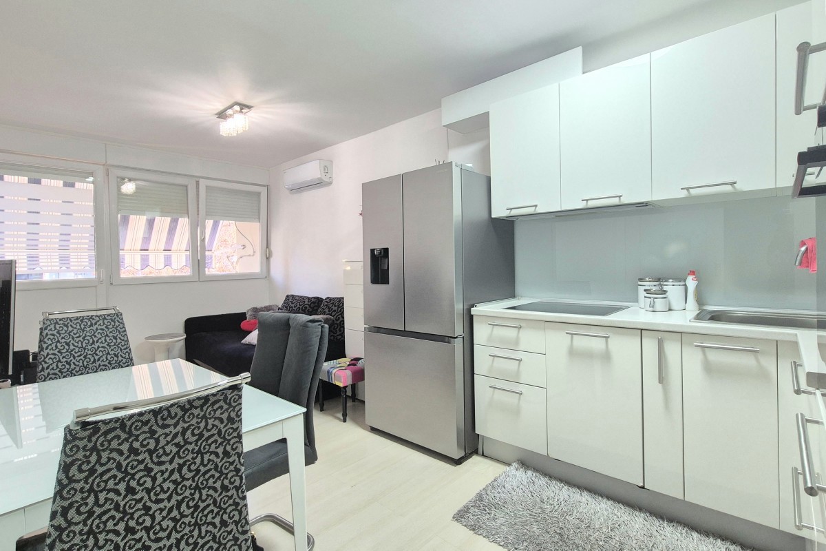 Apartment Zu verkaufen - Splitsko-dalmatinska Split - foto 1/5