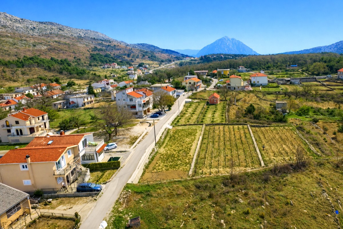 Pozemok Na predaj - SPLITSKO-DALMATINSKA OMIŠ