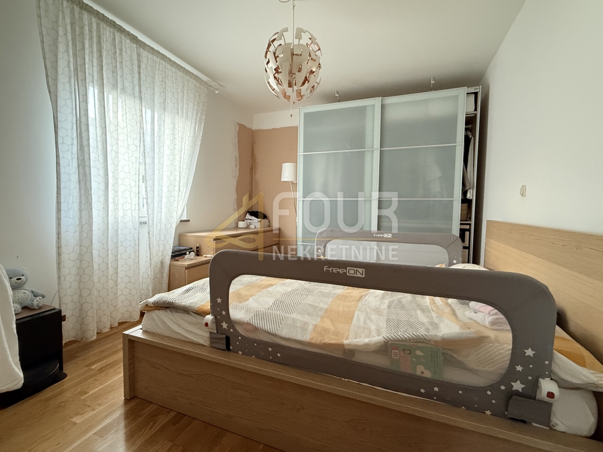 Flat For sale - PRIMORSKO-GORANSKA KASTAV