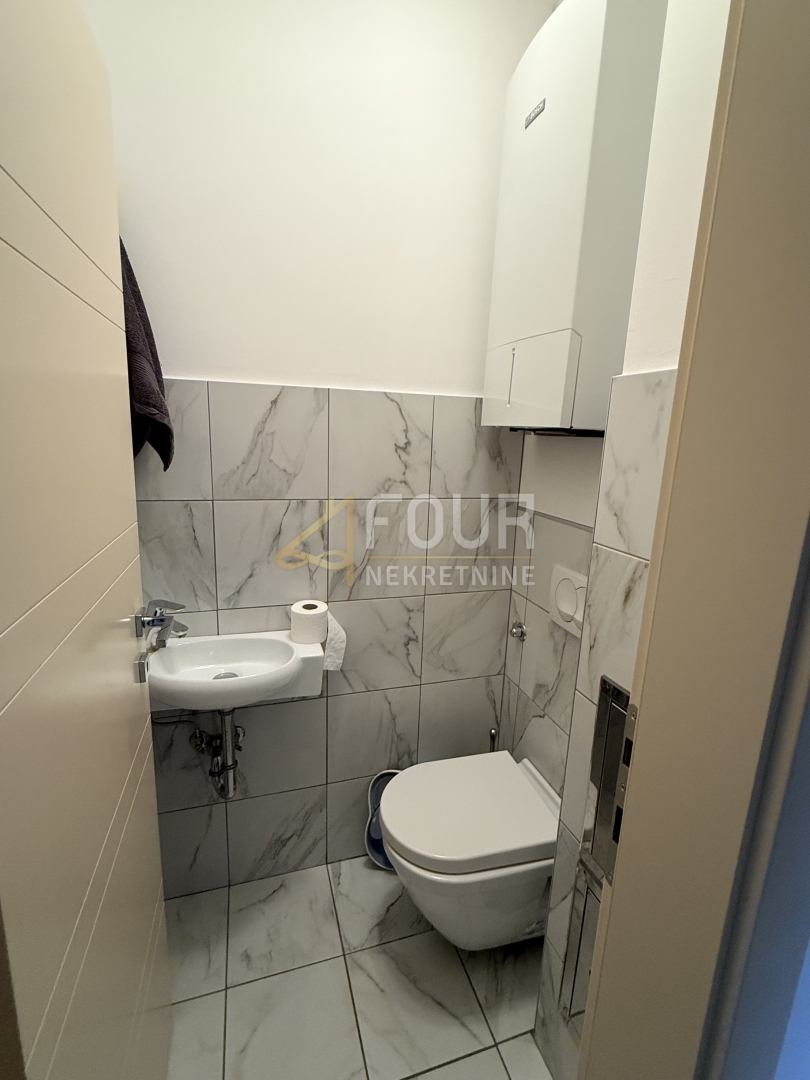 Flat For sale - PRIMORSKO-GORANSKA KASTAV
