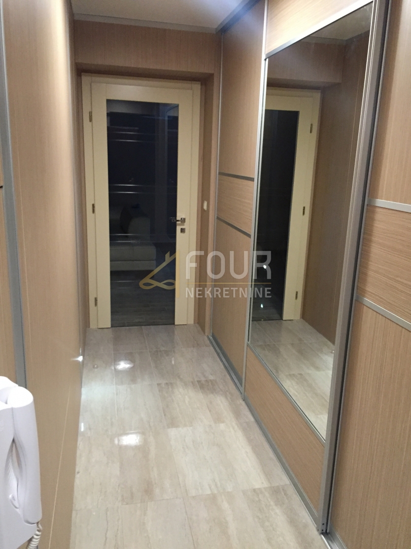 Flat For sale - PRIMORSKO-GORANSKA KASTAV