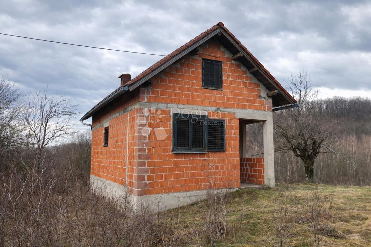 Maison À vendre - KARLOVAČKA SLUNJ