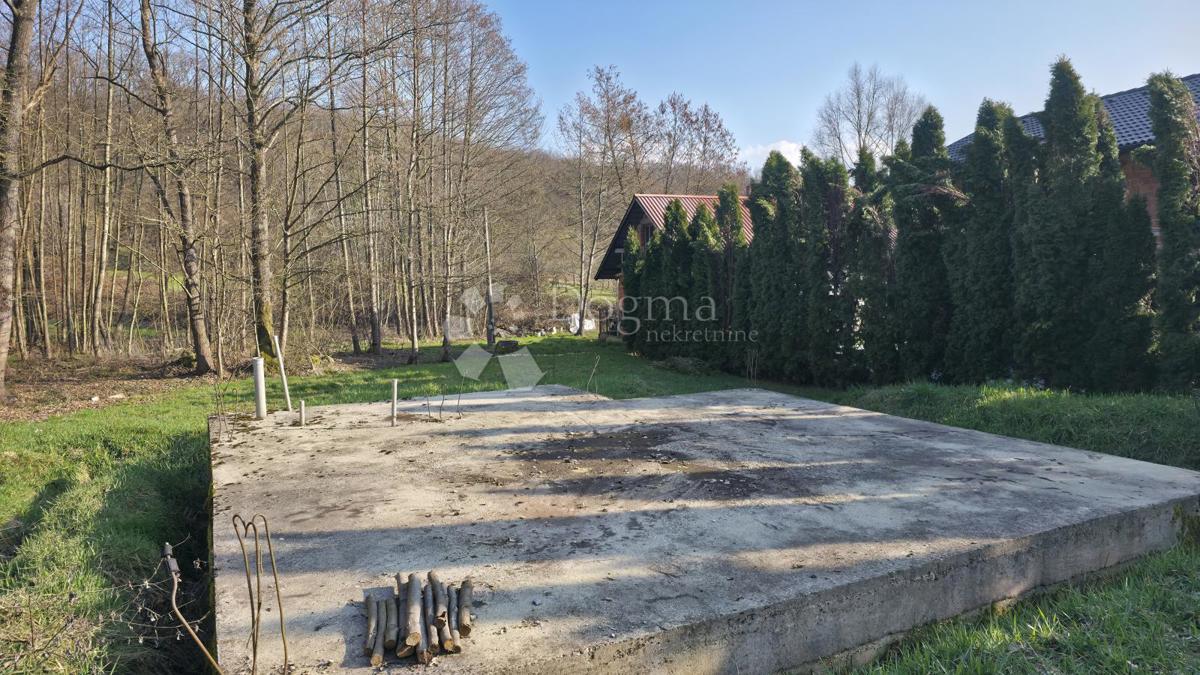 Pozemok Na predaj - KRAPINSKO-ZAGORSKA ZABOK