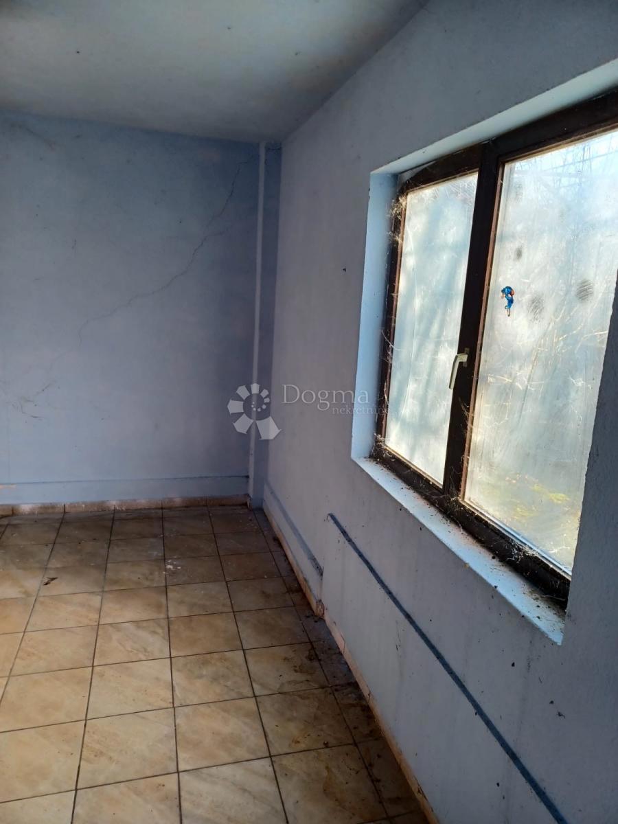 Maison À vendre - OSJEČKO-BARANJSKA VLADISLAVCI