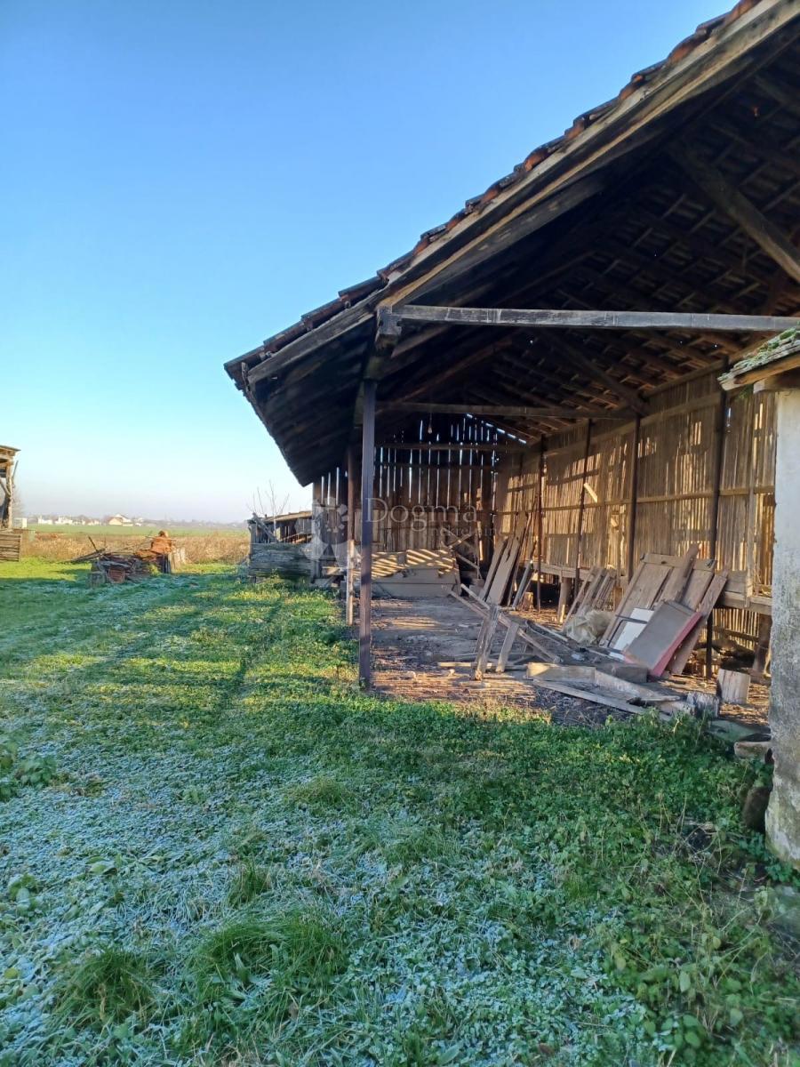 Maison À vendre - OSJEČKO-BARANJSKA VLADISLAVCI