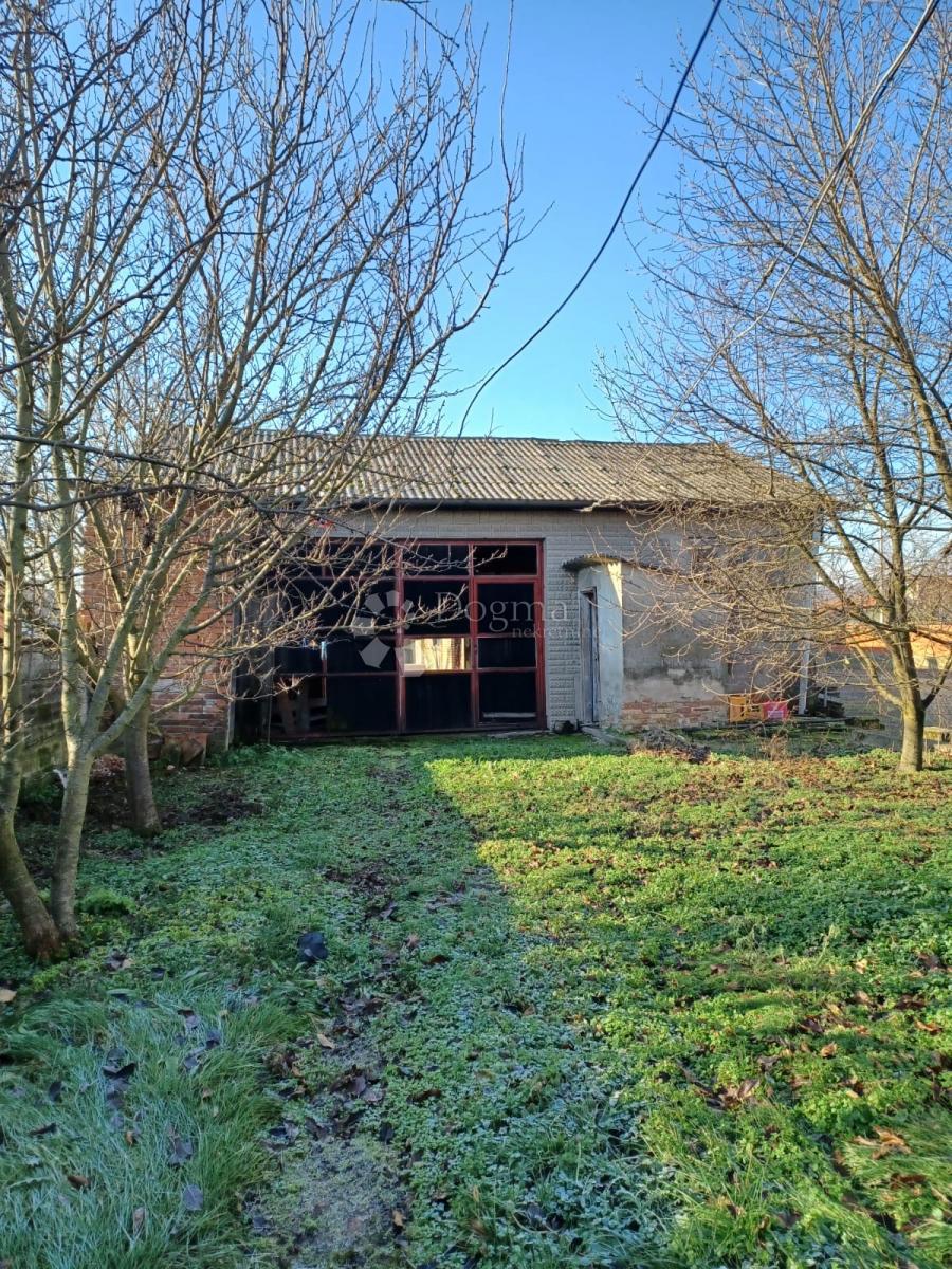 Maison À vendre - OSJEČKO-BARANJSKA VLADISLAVCI