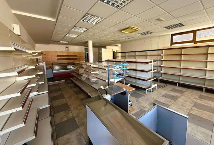 Komerčné na prenájom 100 m² – Podturen