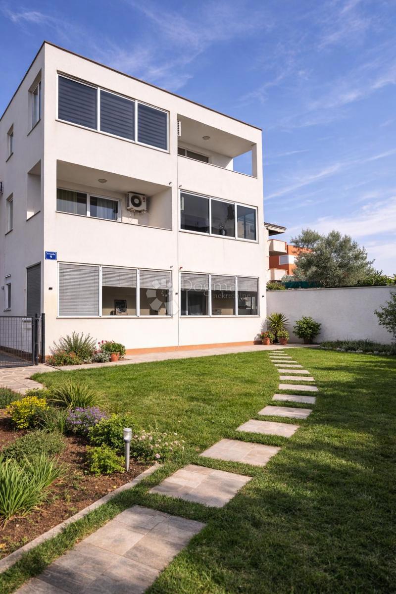 Flat For sale - Zadarska Zadar - foto 1/15