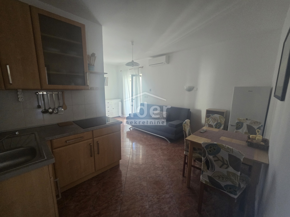Apartma Na predaj - LIČKO-SENJSKA NOVALJA