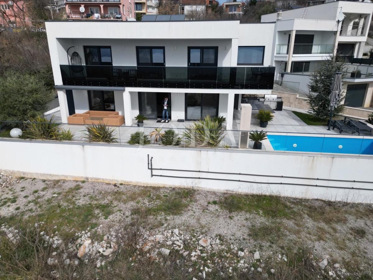Hiša Na predaj - PRIMORSKO-GORANSKA CRIKVENICA