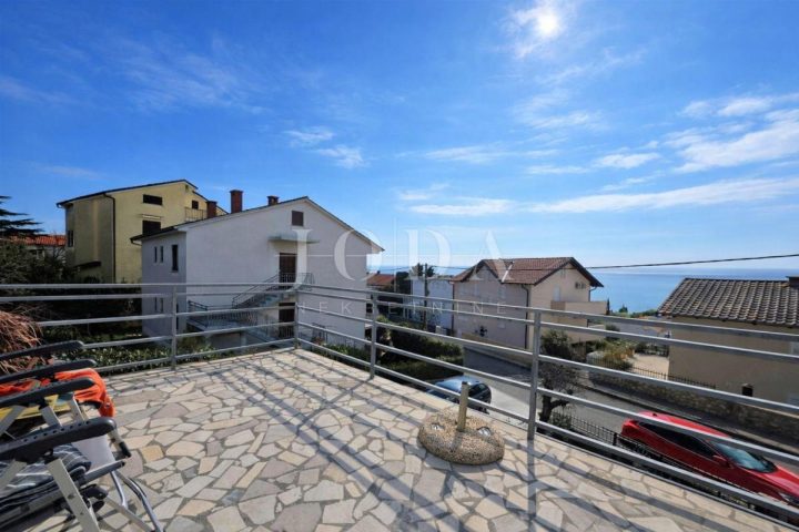 Mieszkanie na sprzedaż 91 m² – Novi Vinodolski