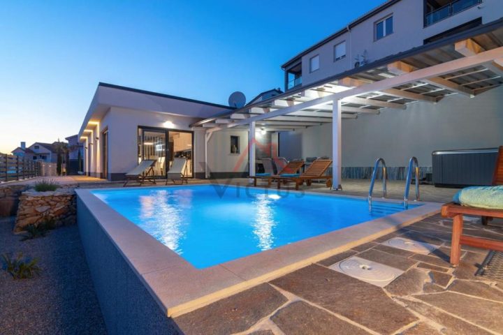 Dům na prodej 115 m² – Crikvenica