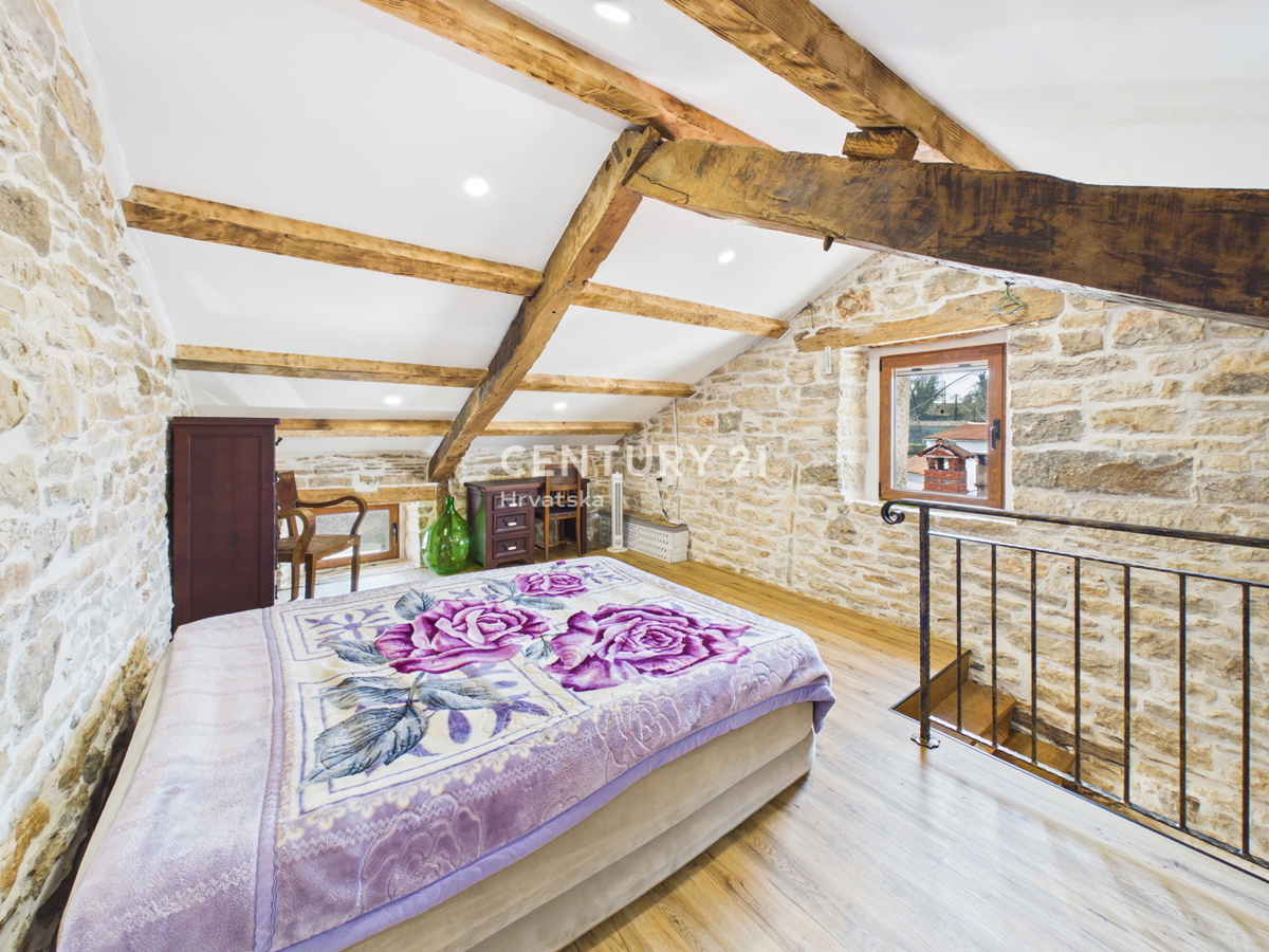 Haus Zu verkaufen - ISTARSKA GROŽNJAN