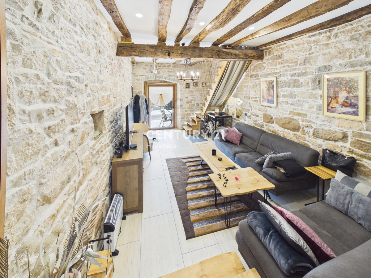 Haus Zu verkaufen - ISTARSKA GROŽNJAN