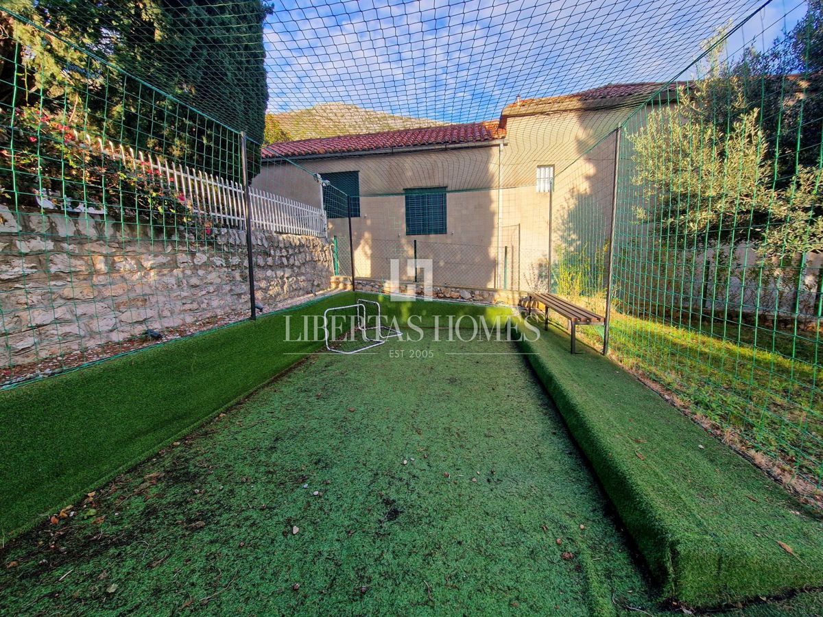 Casa In vendita - DUBROVAČKO-NERETVANSKA DUBROVNIK