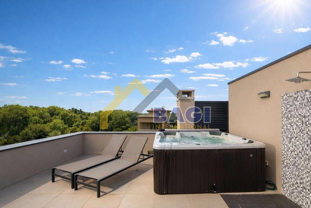 House For sale - ISTARSKA POREČ