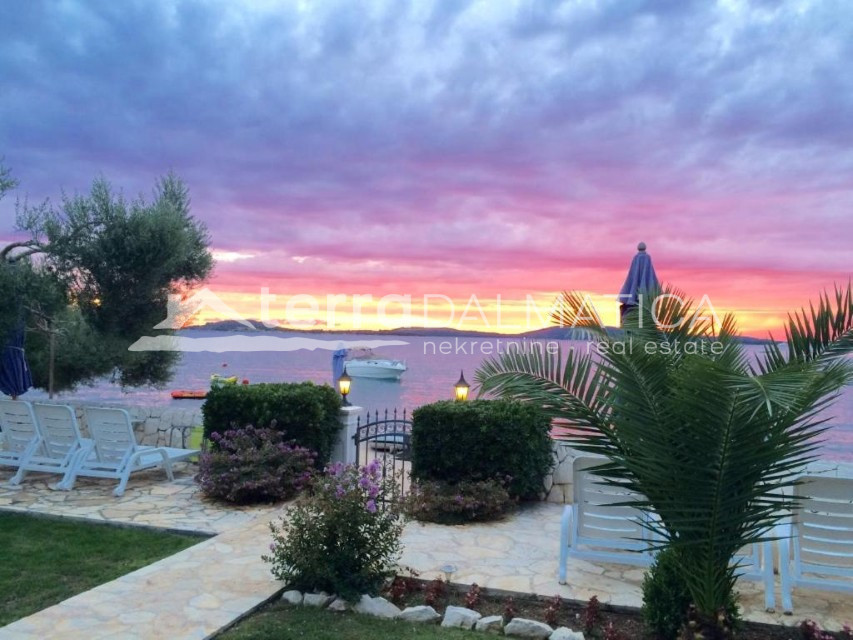 Kuća Na prodaju - ŠIBENSKO-KNINSKA ŠIBENIK