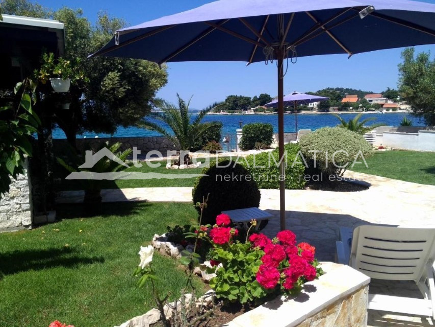 Kuća Na prodaju - ŠIBENSKO-KNINSKA ŠIBENIK