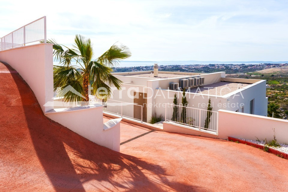 Casa In vendita - SPLITSKO-DALMATINSKA SPLIT