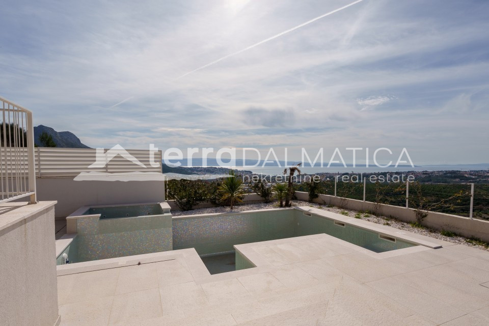 Casa In vendita - SPLITSKO-DALMATINSKA SPLIT