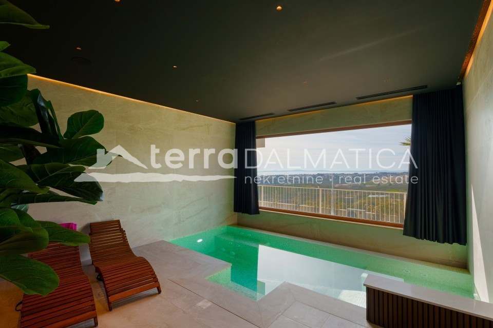 Casa In vendita - SPLITSKO-DALMATINSKA SPLIT