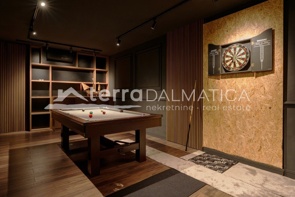Casa In vendita - SPLITSKO-DALMATINSKA SPLIT