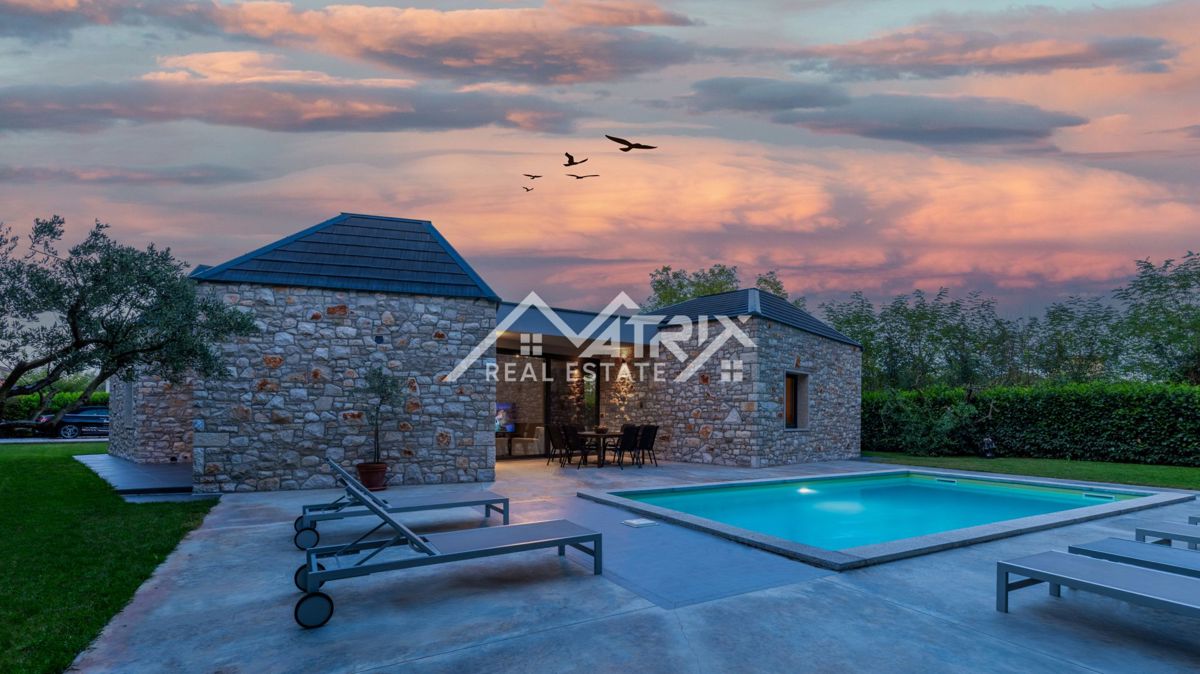 Kuća Na prodaju - ISTARSKA UMAG