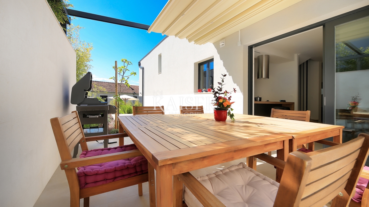 Casa In vendita - PRIMORSKO-GORANSKA KRK
