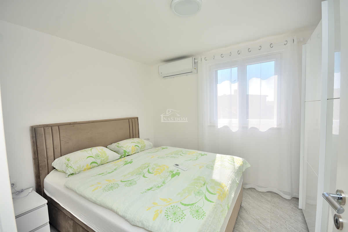 Flat For sale - ŠIBENSKO-KNINSKA VODICE