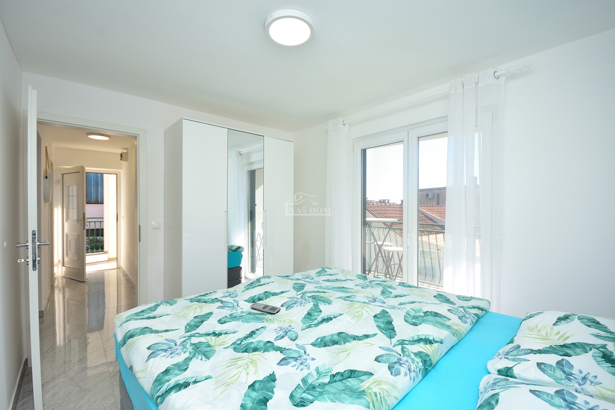 Flat For sale - ŠIBENSKO-KNINSKA VODICE