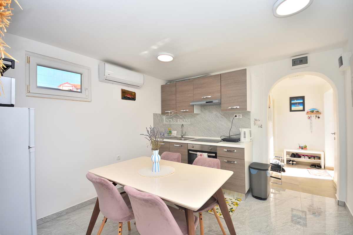 House For sale - ŠIBENSKO-KNINSKA VODICE
