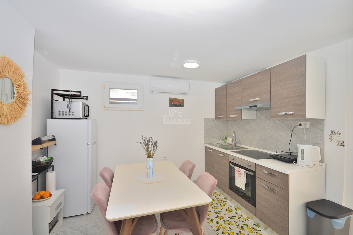 House For sale - ŠIBENSKO-KNINSKA VODICE