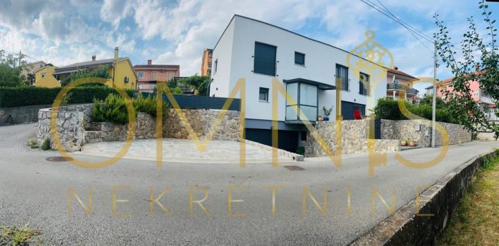 Maison à vendre 300 m² – Rijeka